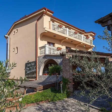 Bed & Breakfast Tonivale Ii 3*